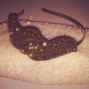 "Flapper" style beaded headband
